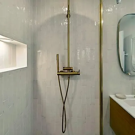 - Ac 2br- 4p - Appartement