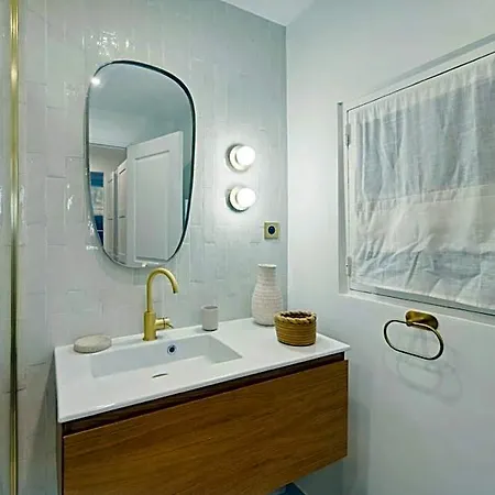 - Ac 2br- 4p - Appartement